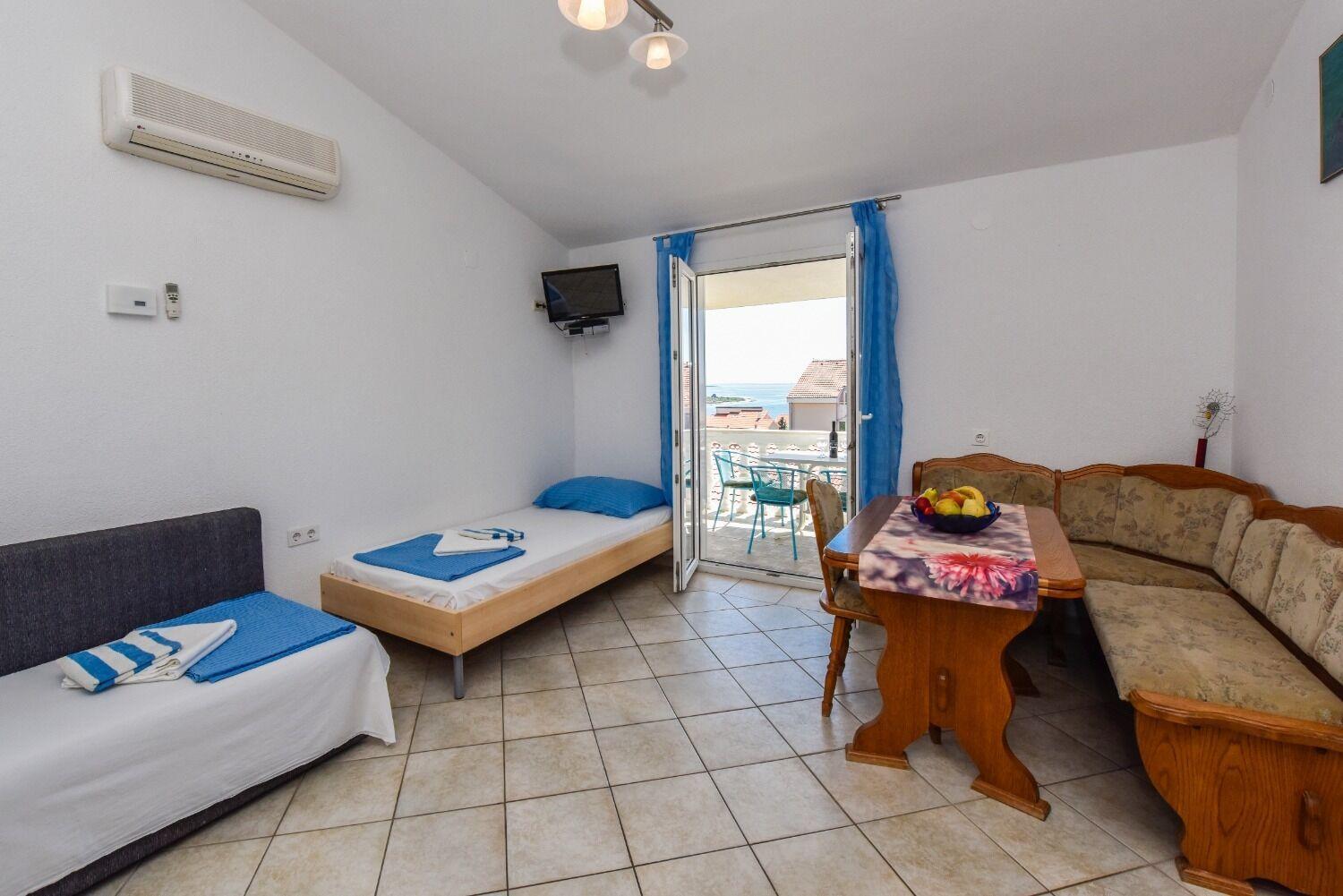 Apartments Mark - 200 M From Sea Novalja Exterior photo